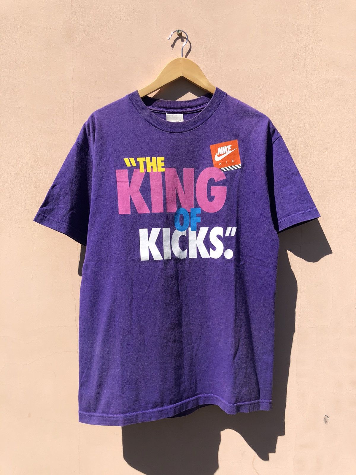 Nike Vintage 2000s Nike The King of Kicks NIke Air Purple Tee Size US L / EU 52-54 / 3 - 1 Thumbnail