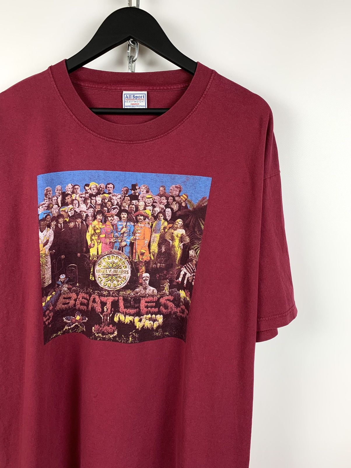 Band Tees Vintage The Beatles Sgt Pepper’s Lonely Hearts Club Band Tee Size US XL / EU 56 / 4 - 4 Thumbnail