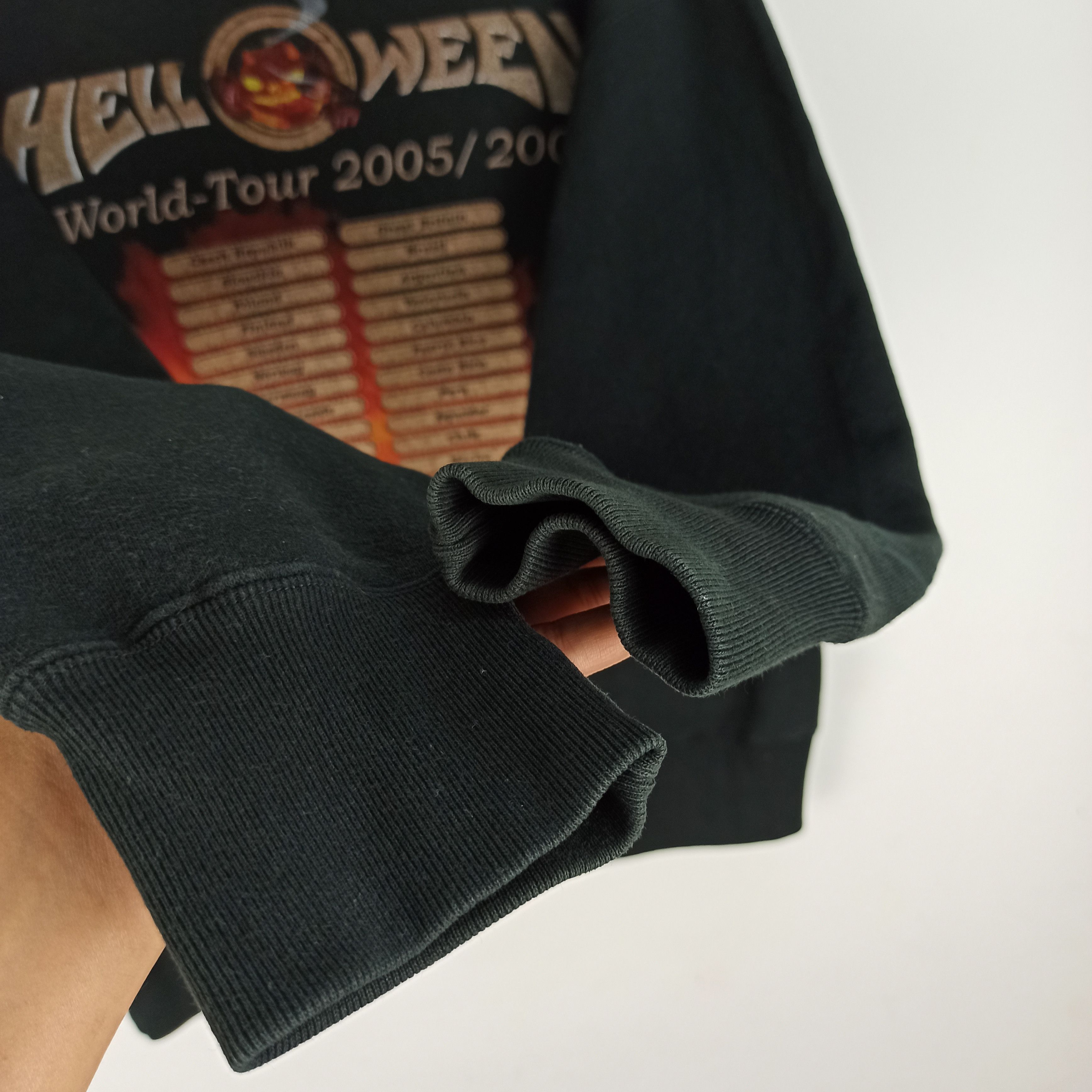 Band Tees Rare🔥 Helloween Band Rock Tour 05/06 Hoodie Size US M / EU 48-50 / 2 - 8 Thumbnail
