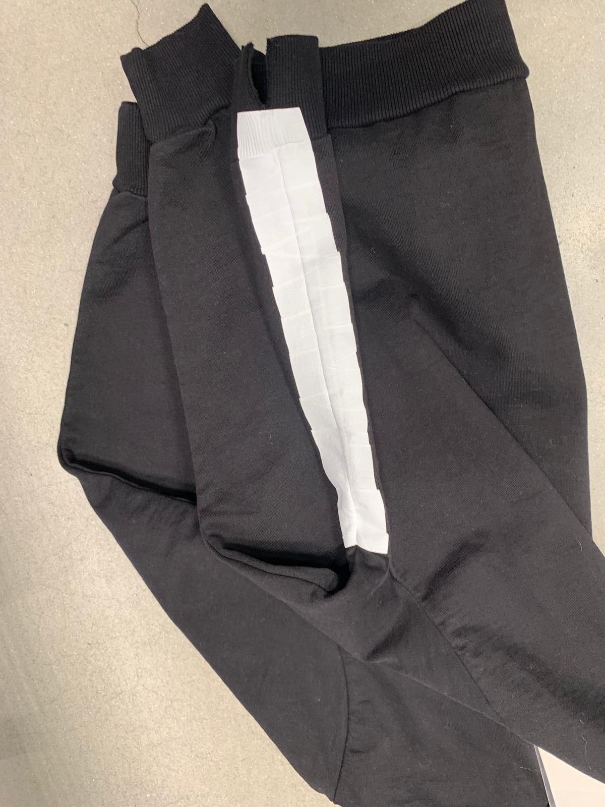 Acne Studios FN-WN-SWEA000089 Hoodie in Black Size US XS / EU 42 / 0 - 7 Thumbnail
