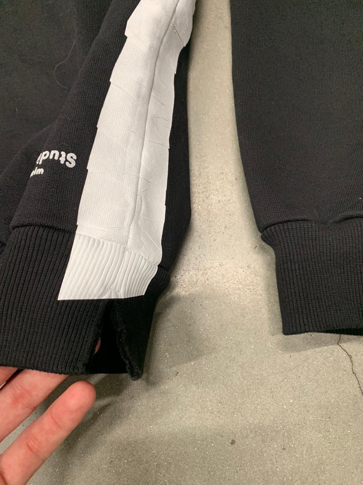 Acne Studios FN-WN-SWEA000089 Hoodie in Black Size US XS / EU 42 / 0 - 4 Thumbnail