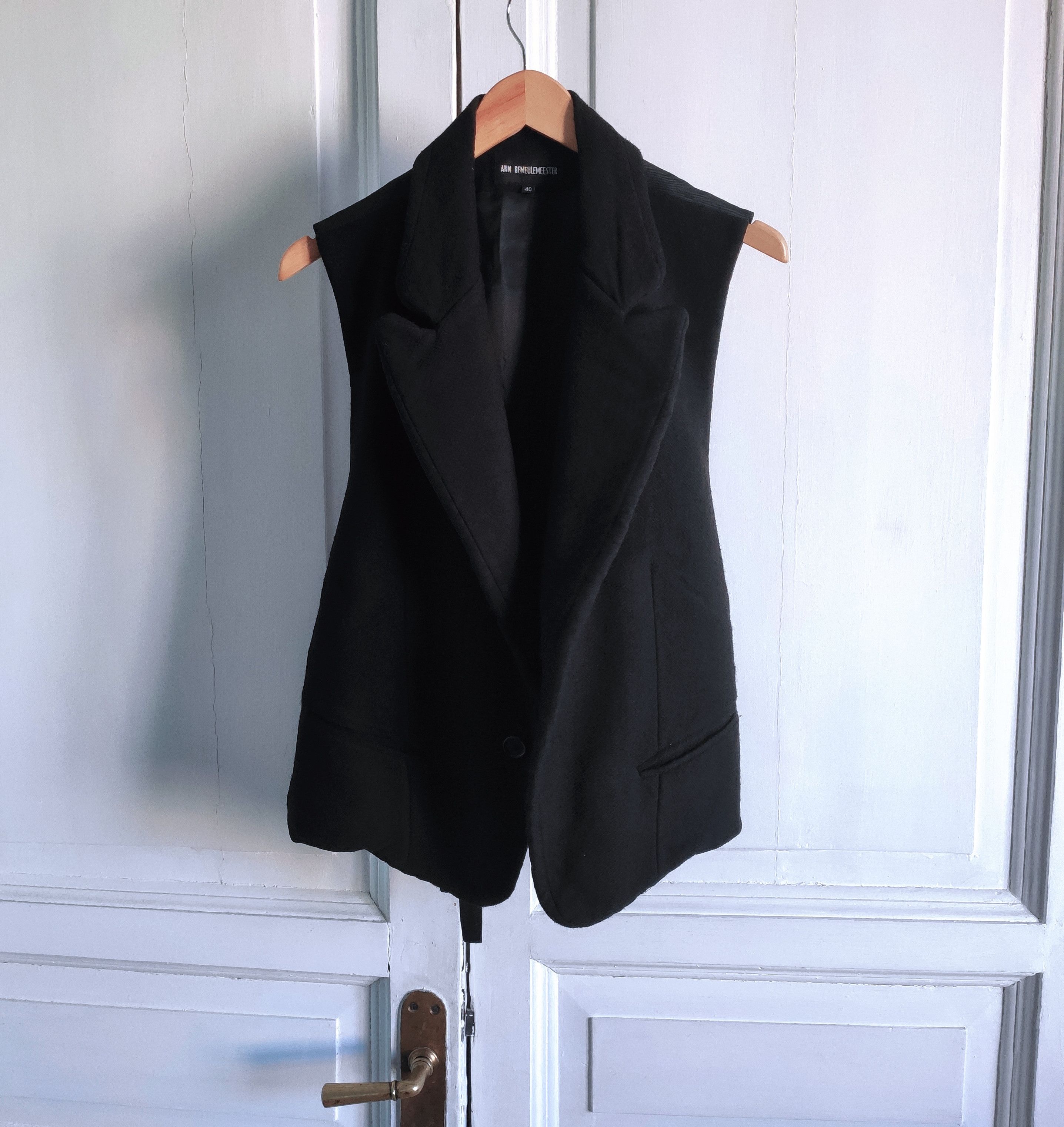 Ann Demeulemeester RARE vest.Like Elena Dawson or Comme des Garcons Size US XXS / EU 40 - 2 Thumbnail