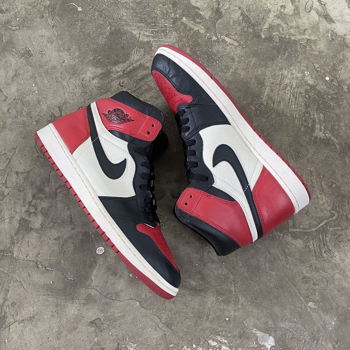 image of Jordan Nike - Jordan 1 High Bred Toe 2018 Shoes in Red/Black/White, Men's (Size 11)