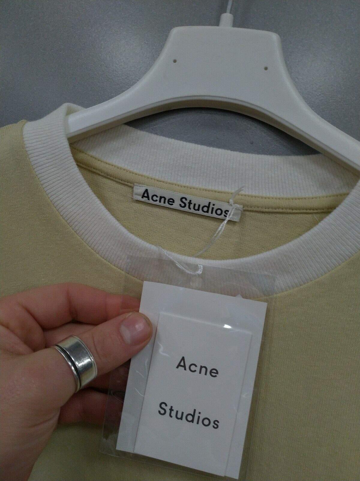 Acne Studios FN-MN-TSHI00042 LS T in Oat Beige Size US S / EU 44-46 / 1 - 5 Thumbnail