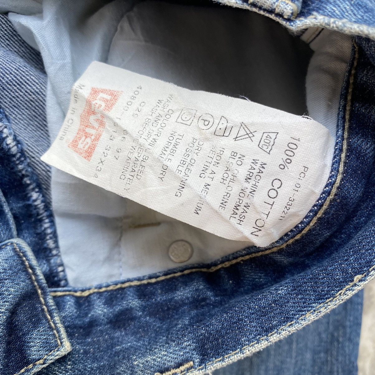 Levi's Vintage 1997 Levi’s Silvertab Blue Denim Loose Jeans Size US 32 / EU 48 - 4 Thumbnail