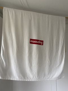 Supreme Box Logo Beach Towel | Grailed