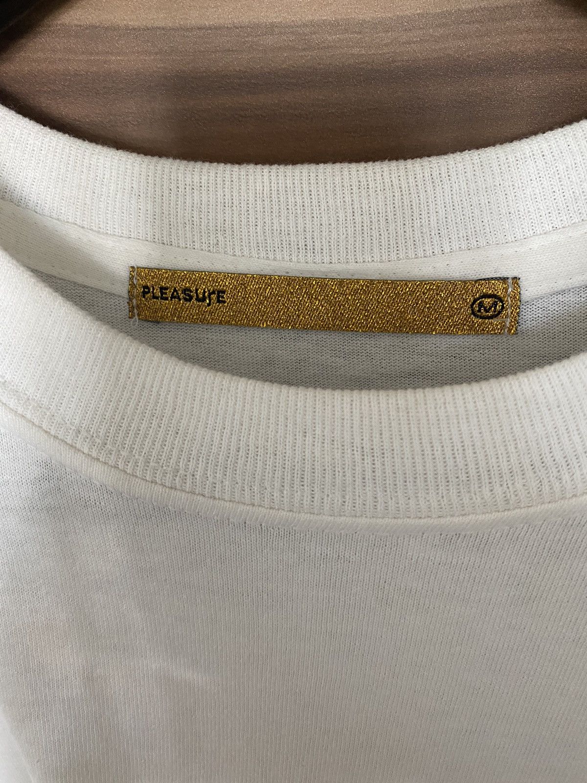 Pleasures Pleasure x DSM Special dover street market rare limited Size US M / EU 48-50 / 2 - 3 Thumbnail