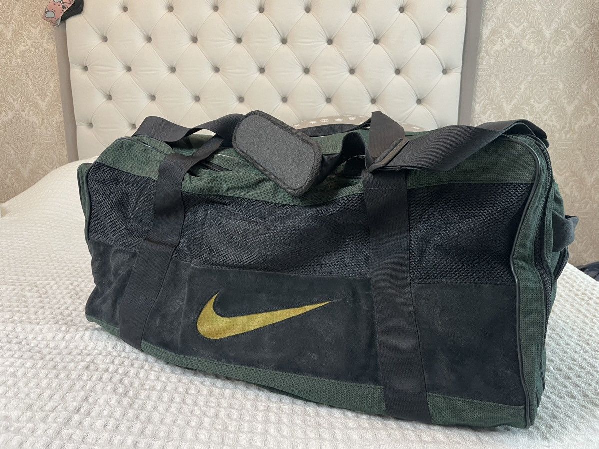 Nike × Vintage Vintage Nike Big Swoosh Travel Bag Y2K Size ONE SIZE - 1 Thumbnail