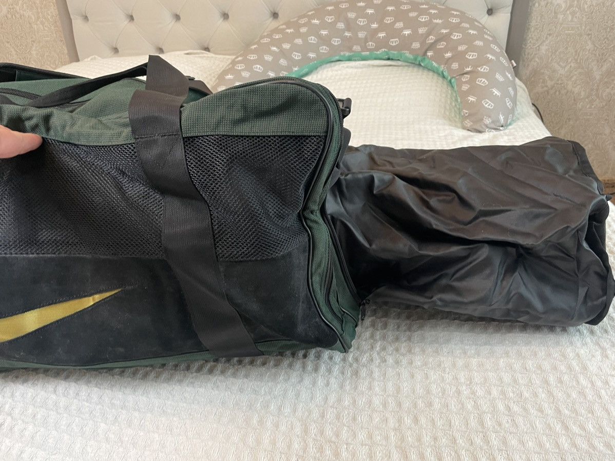 Nike × Vintage Vintage Nike Big Swoosh Travel Bag Y2K Size ONE SIZE - 9 Thumbnail