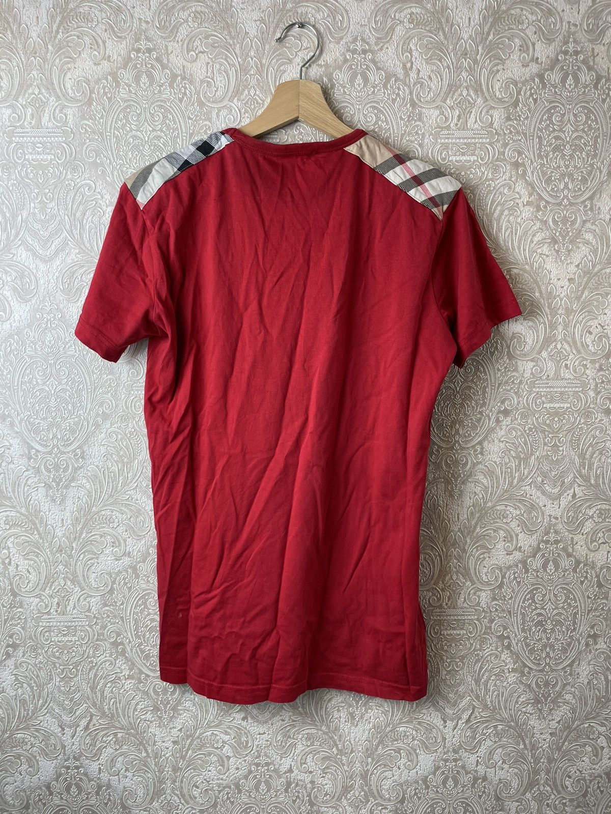 Burberry Burberry Nova Check Shoulder Patch tshirt Size US M / EU 48-50 / 2 - 4 Thumbnail