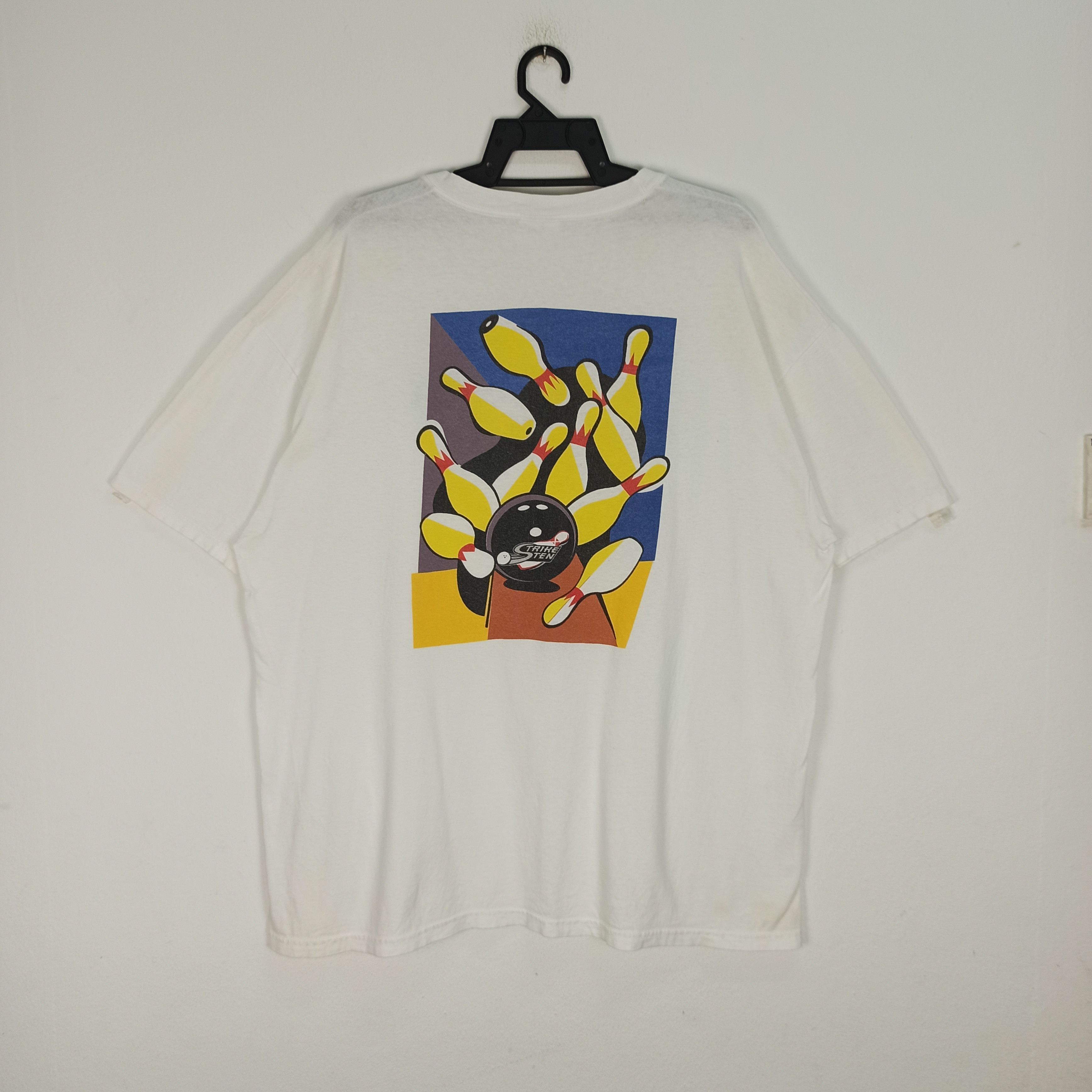 Hanes Vintage Strike Ten Bowling "WIBC" Tshirt Size US XL / EU 56 / 4 - 1 Thumbnail