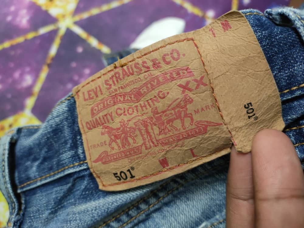 Levi's Vintage Clothing ❎ 90's Vintage Levi's 501 Distressed Denim Size US 28 / EU 44 - 8 Thumbnail
