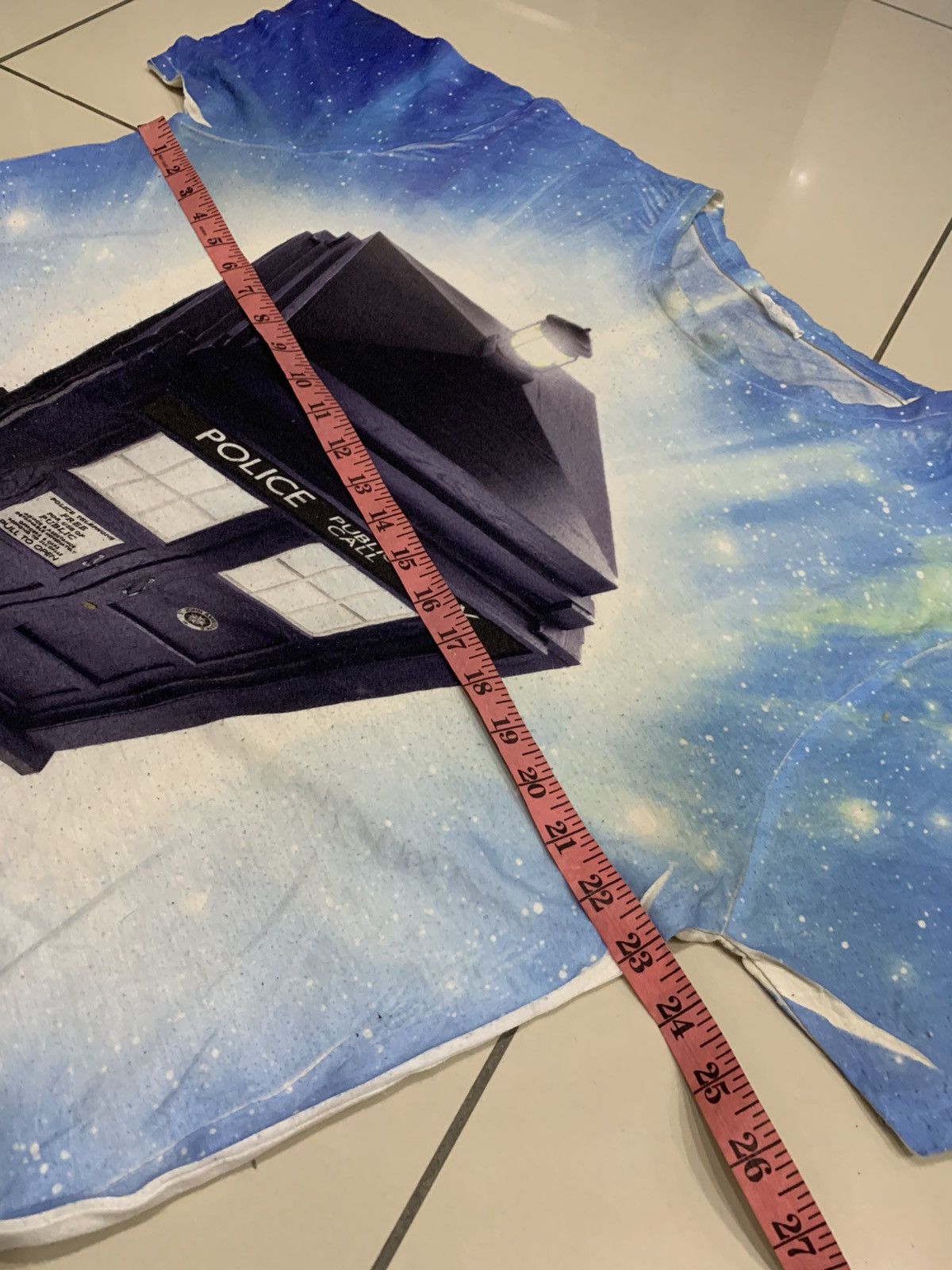 Band Tees × Vintage DR WHO TARDIS PHONE BOOTH OVERPRINT SHIRT Size US XL / EU 56 / 4 - 4 Thumbnail