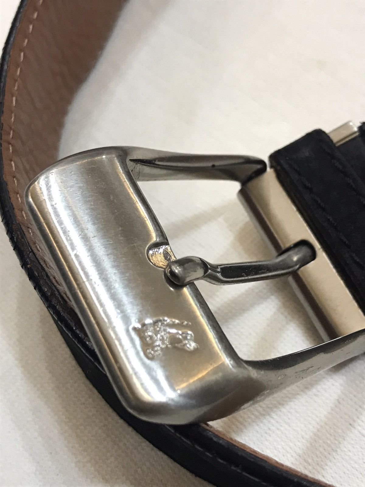 Burberry BURBERRY LONDON SUEDE LEATHER BELT Size 32 - 2 Thumbnail