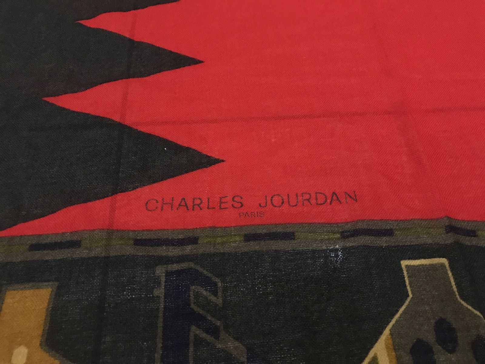 Charles Jourdan Charles Jourdan Paris aztec Print Huge Scarf / Shawl/ Weap Size ONE SIZE - 2 Thumbnail