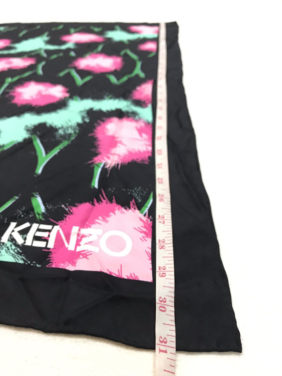 H&M × Kenzo KENZO x H&M SILK SCARF 31”x31” NEAR MINT SCARF STOLE Size ONE SIZE - 5 Thumbnail