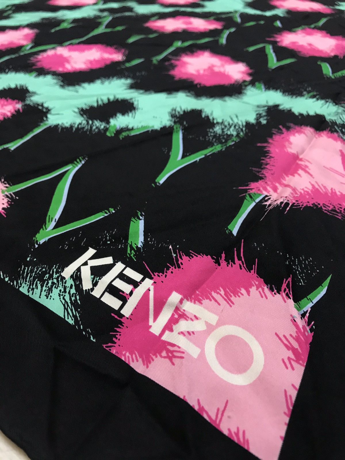 H&M × Kenzo KENZO x H&M SILK SCARF 31”x31” NEAR MINT SCARF STOLE Size ONE SIZE - 2 Thumbnail