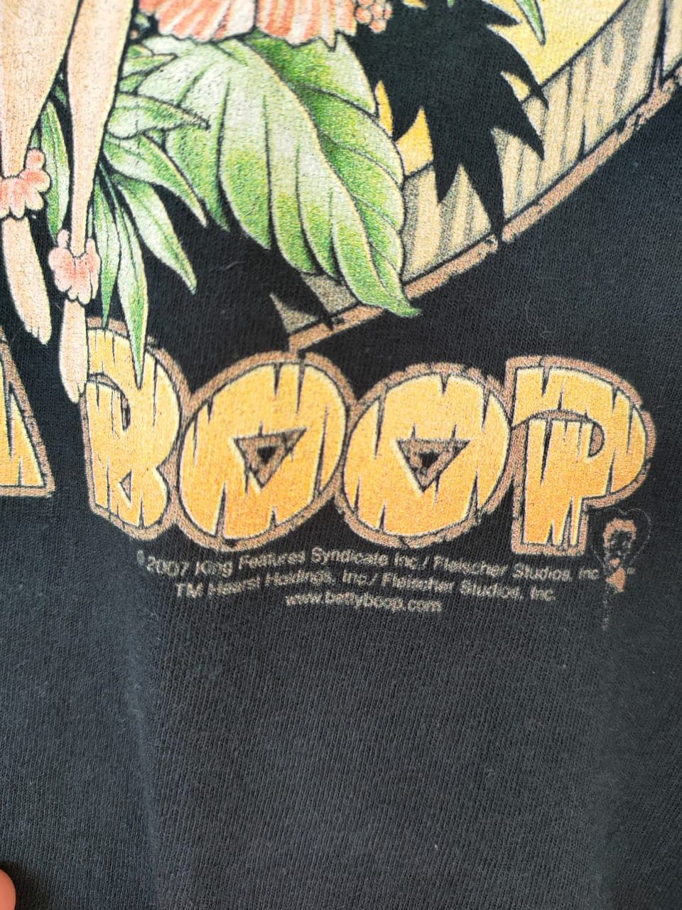 Cartoon Network ❎ Y2K Betty Boop Hawaii T Size US S / EU 44-46 / 1 - 2 Thumbnail