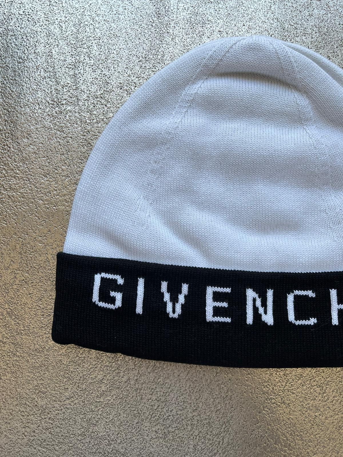 Givenchy Beanie Hat in White Color Size ONE SIZE - 2 Thumbnail