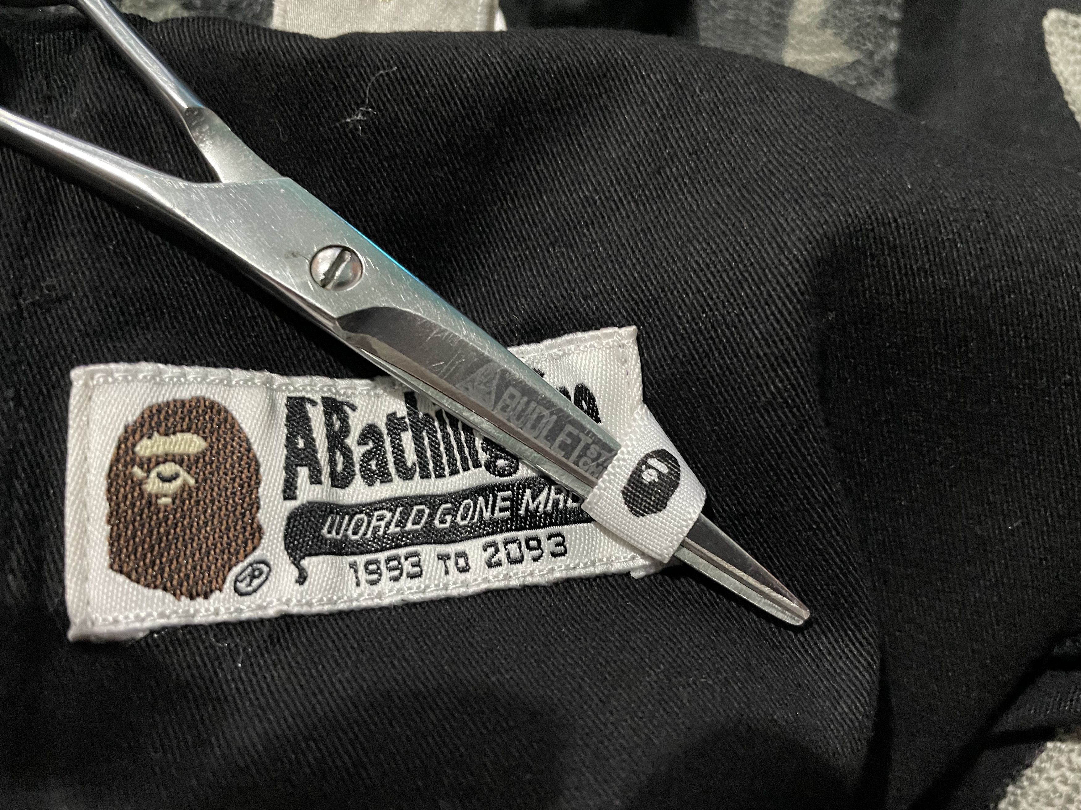 Bape BAPE Shark Stretch Jogger Pants - FW18 Size US 30 / EU 46 - 9 Thumbnail