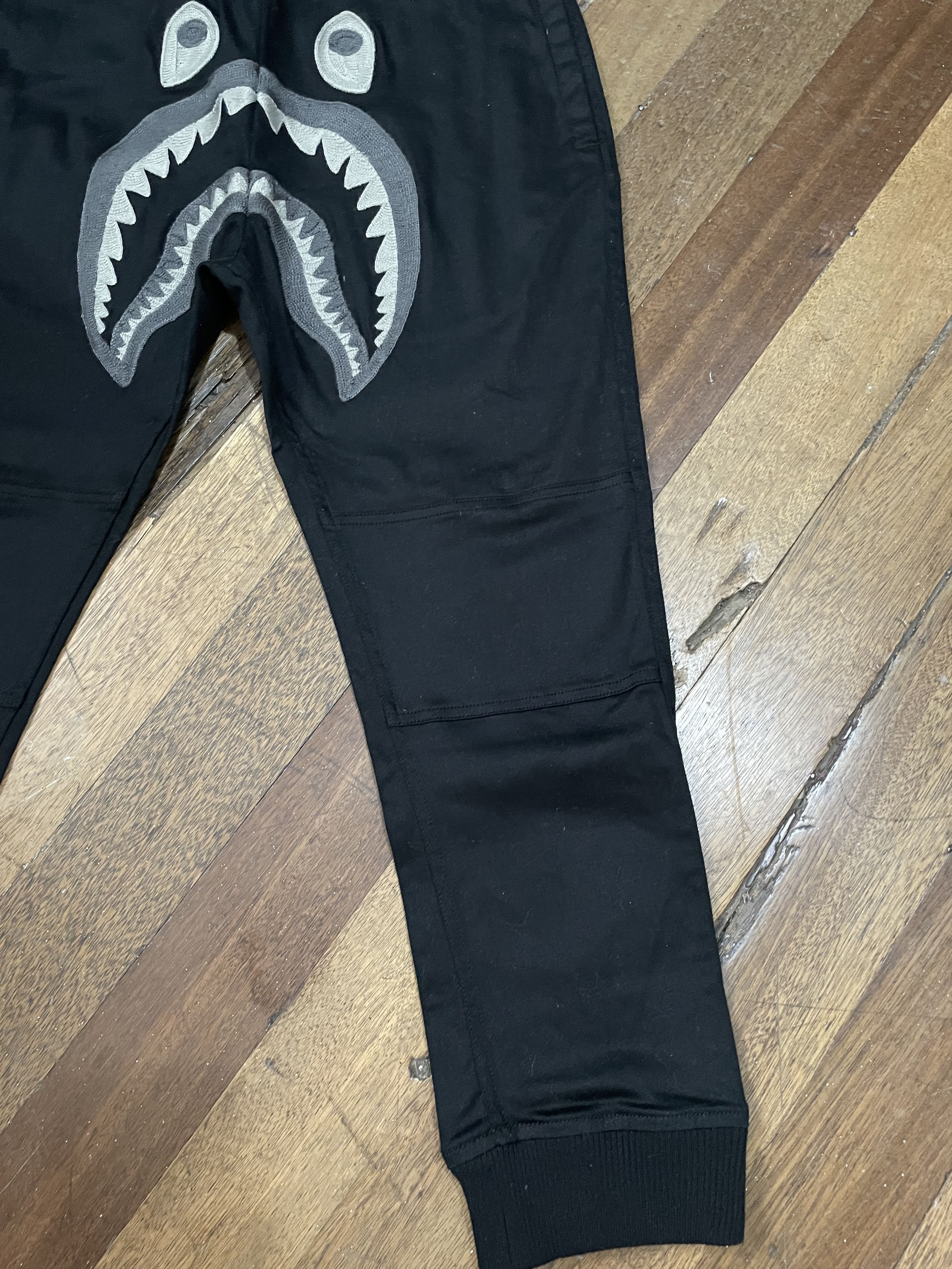 Bape BAPE Shark Stretch Jogger Pants - FW18 Size US 30 / EU 46 - 4 Thumbnail