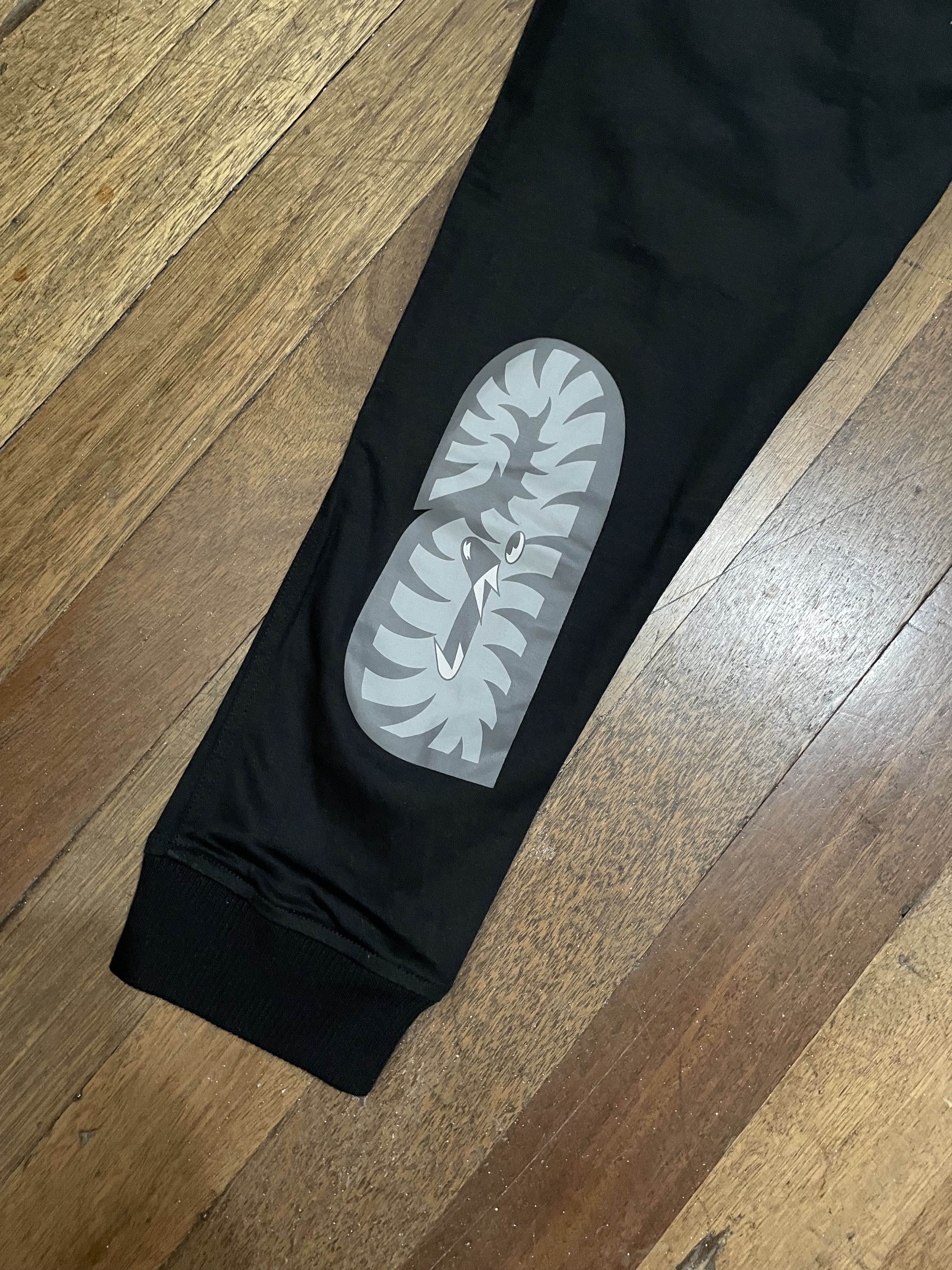 Bape BAPE Shark Stretch Jogger Pants - FW18 Size US 30 / EU 46 - 6 Thumbnail