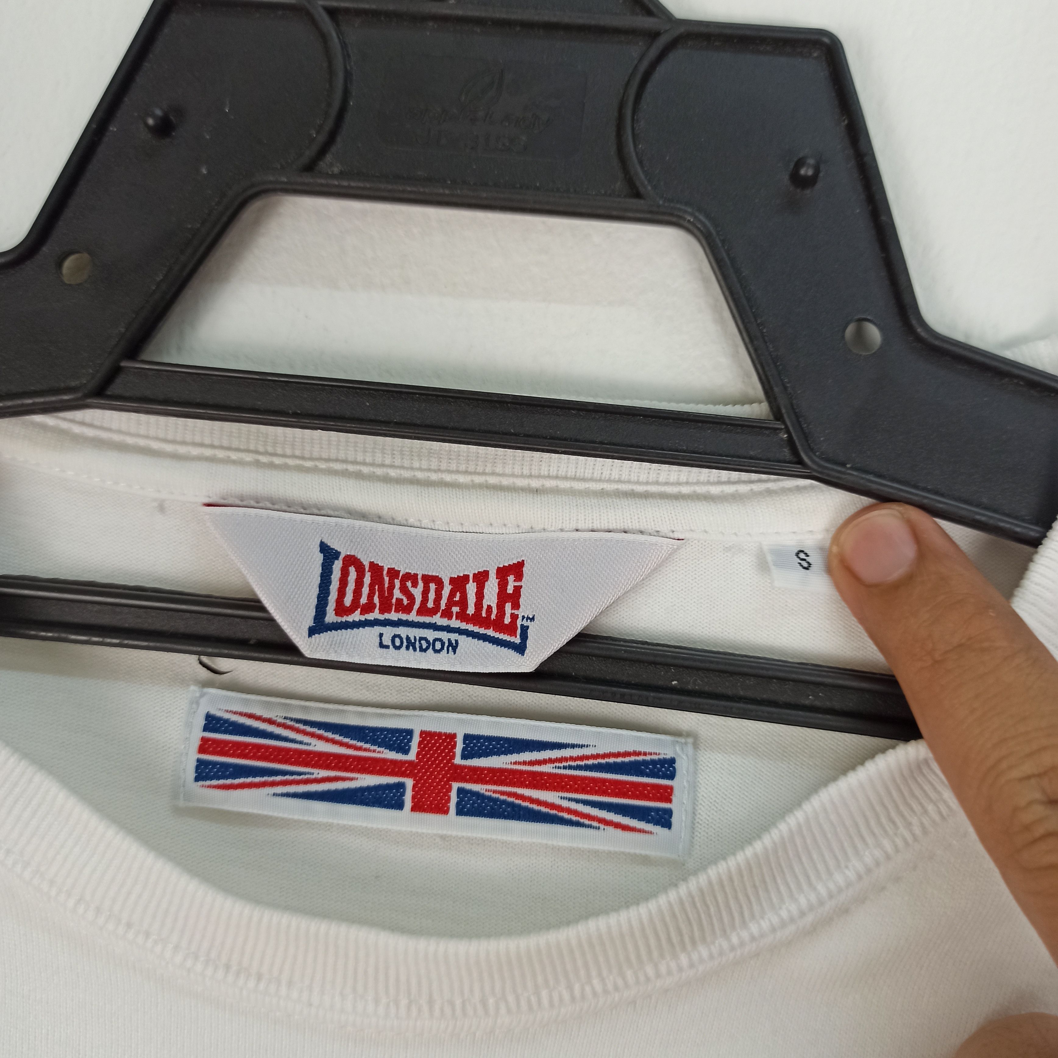 Lonsdale Rare Lonsdale Spell Out Logo Tshirt Size US S / EU 44-46 / 1 - 5 Thumbnail