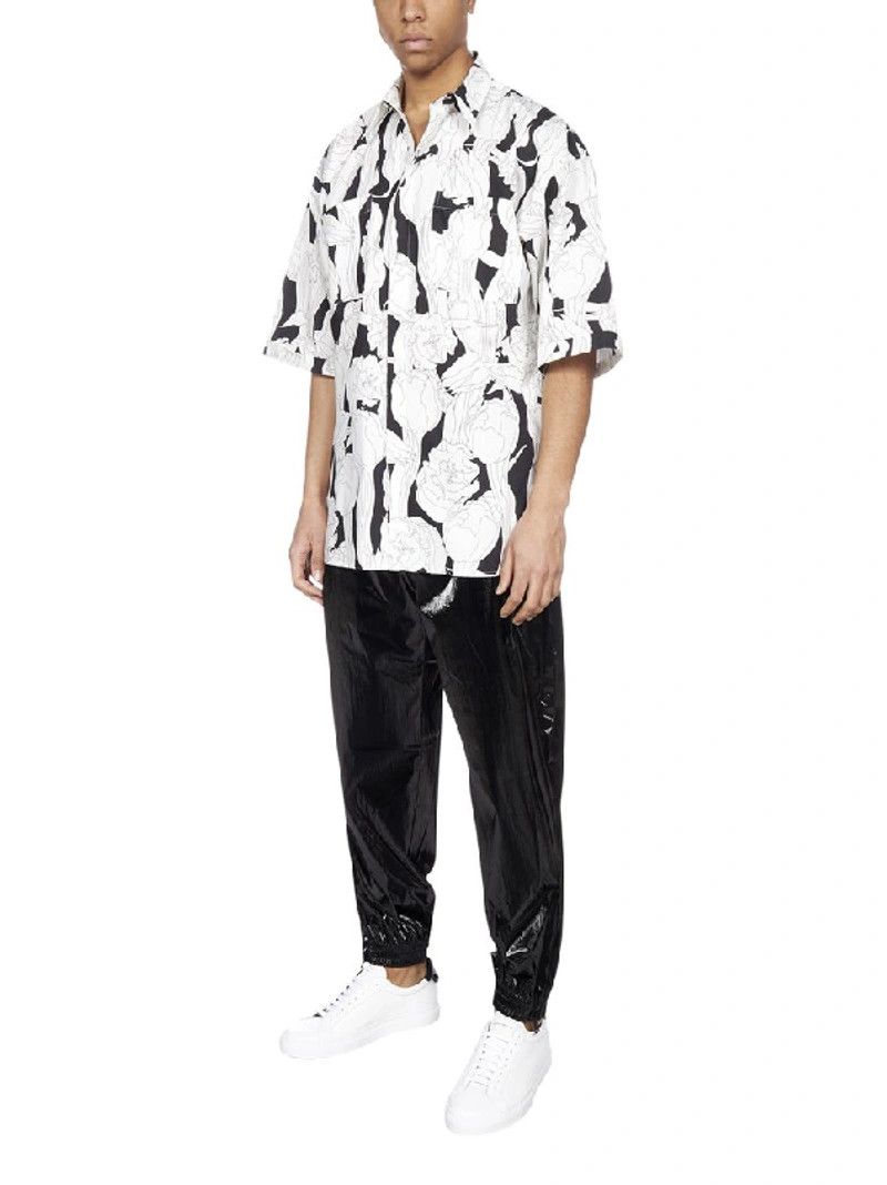 Givenchy Black And White Floral Short Sleeve Shirt Size US S / EU 44-46 / 1 - 2 Thumbnail