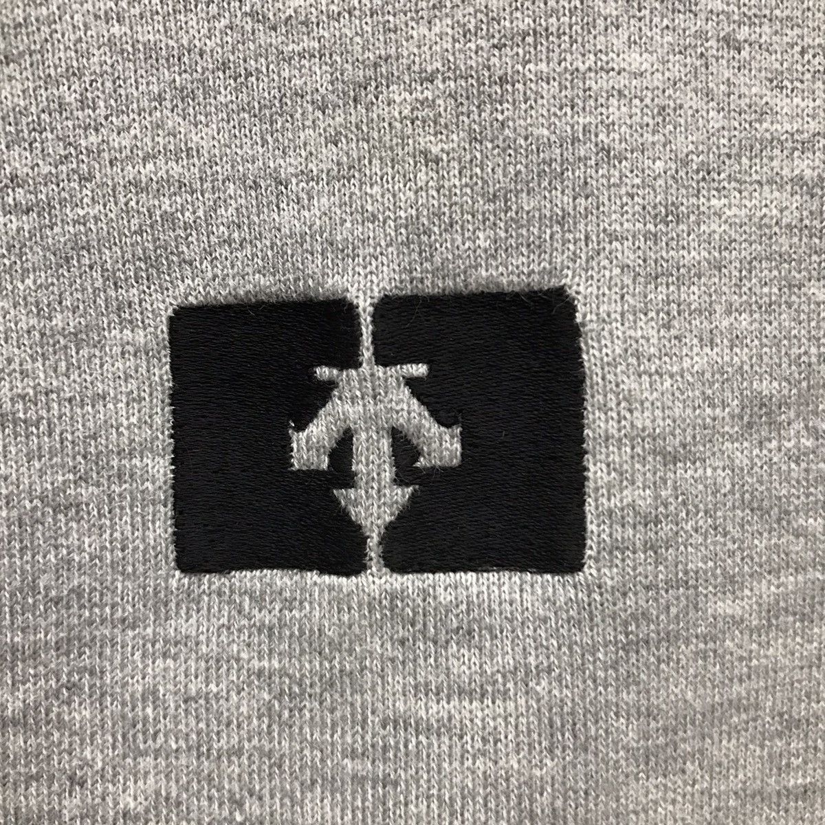 Descente × Sports Specialties × Vintage Vintage Descente Sweatshirt Descente Keiai Jumper Size US M / EU 48-50 / 2 - 4 Thumbnail