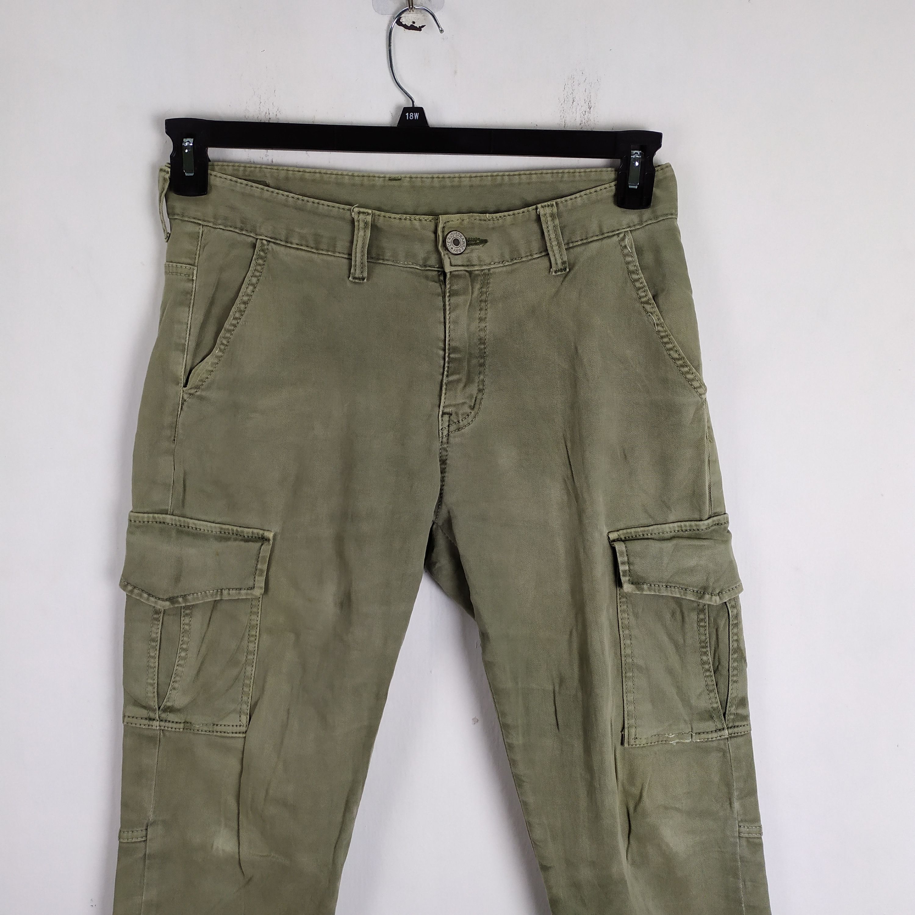 Japanese Brand VINTAGE JAPANESE BRAND FADED CARGO PANTS Size US 32 / EU 48 - 13 Thumbnail