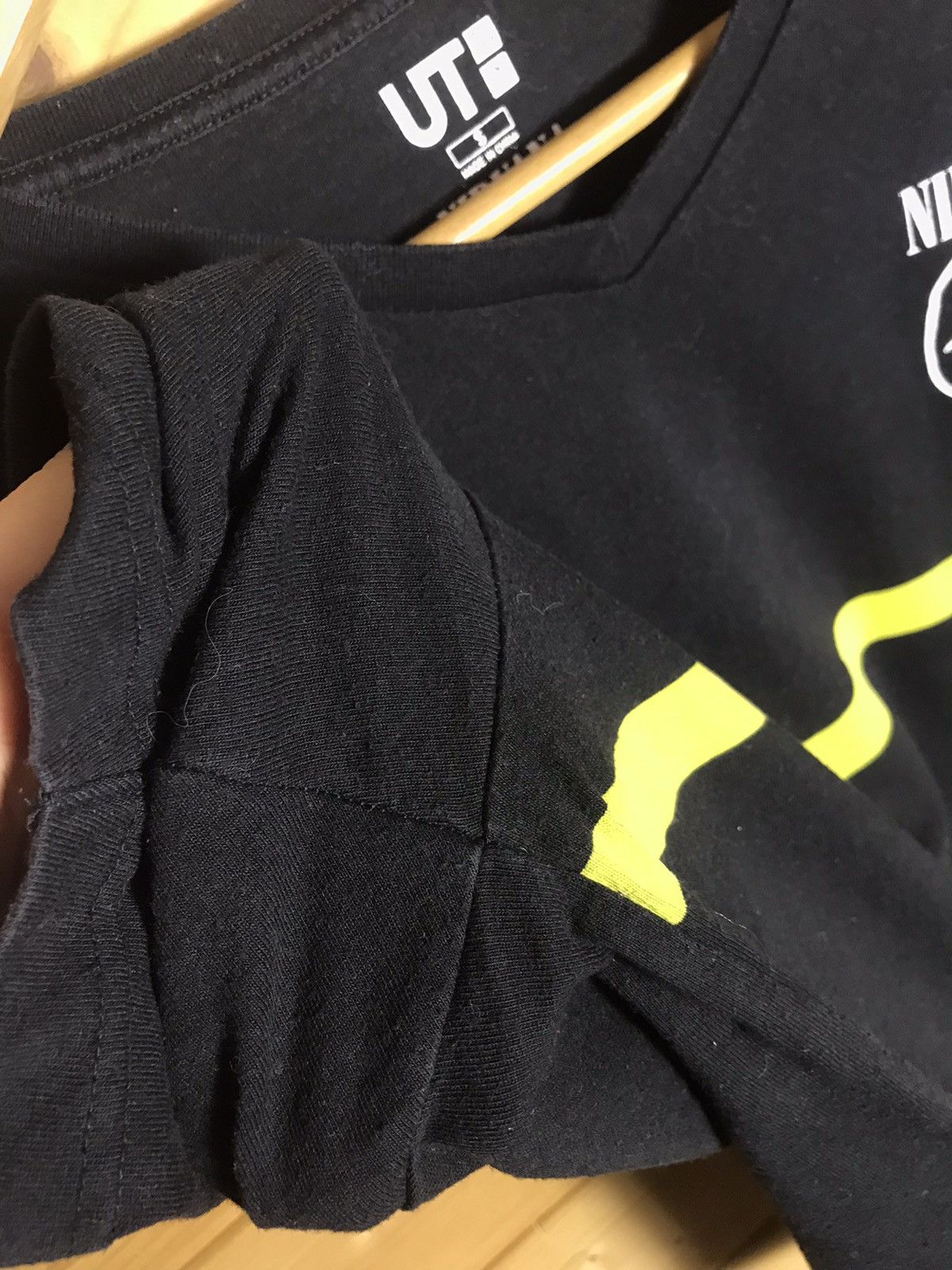 Uniqlo Uniqlo X Nirvana t-shirt Size US S / EU 44-46 / 1 - 5 Thumbnail