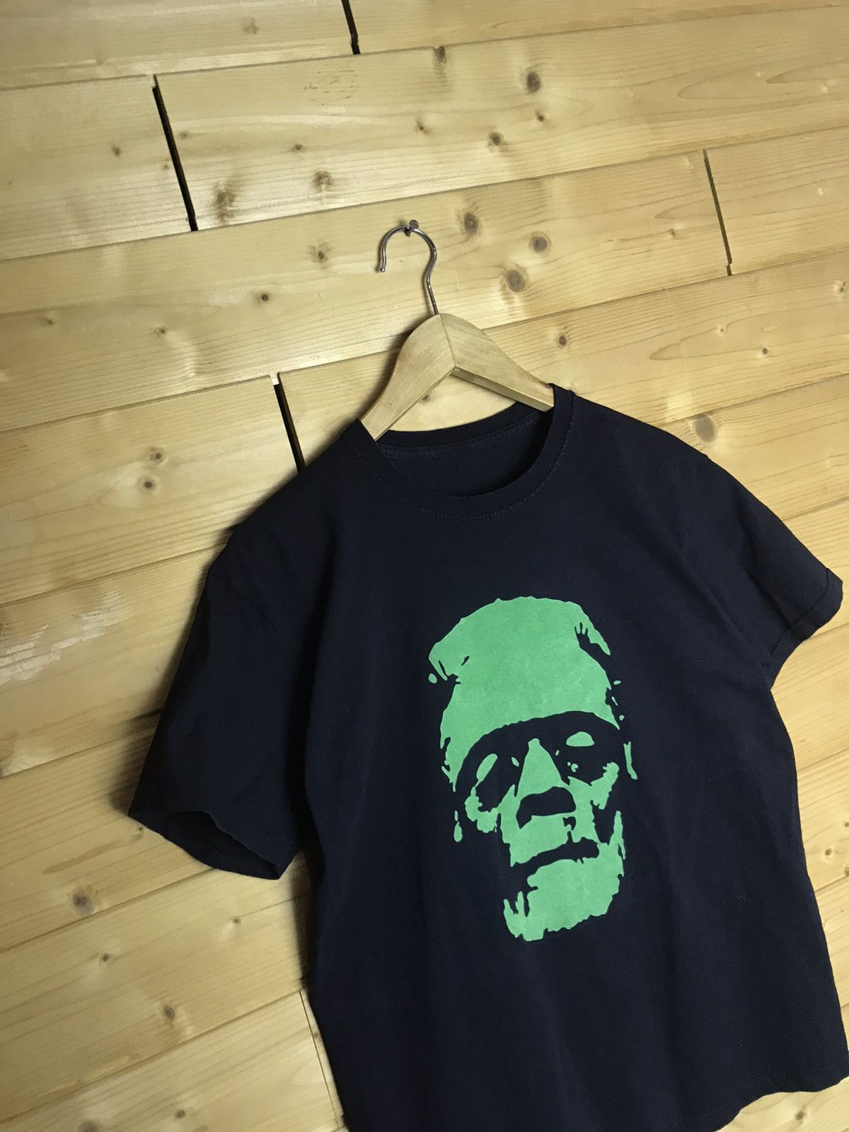 Vintage Vintage Frankenstein velour print t-shirt Size US M / EU 48-50 / 2 - 2 Thumbnail