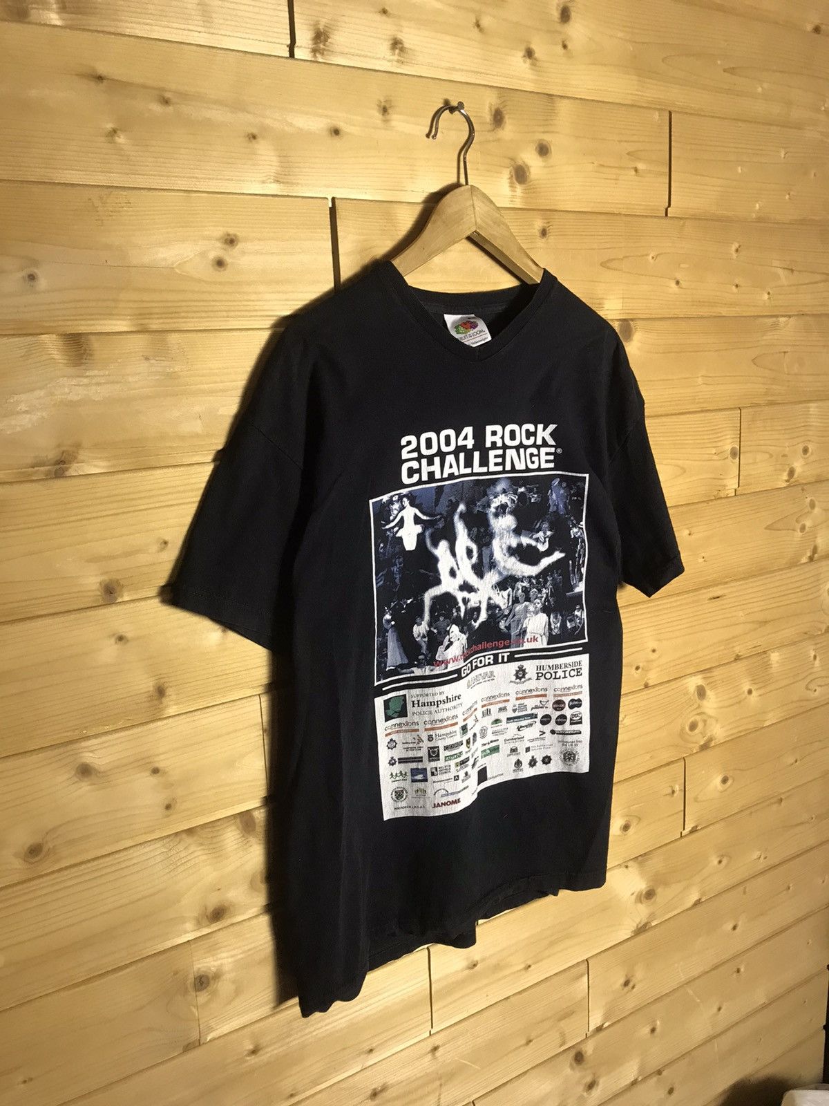 Vintage 2004 Vintage Rock Challenge t-shirt Size US XL / EU 56 / 4 - 1 Thumbnail