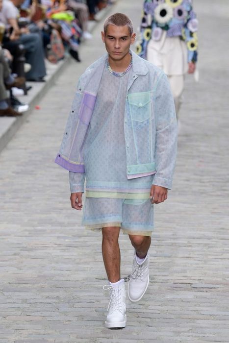 LOUIS VUITTON - Jacquard Damier Fleece Blouson Runway Show