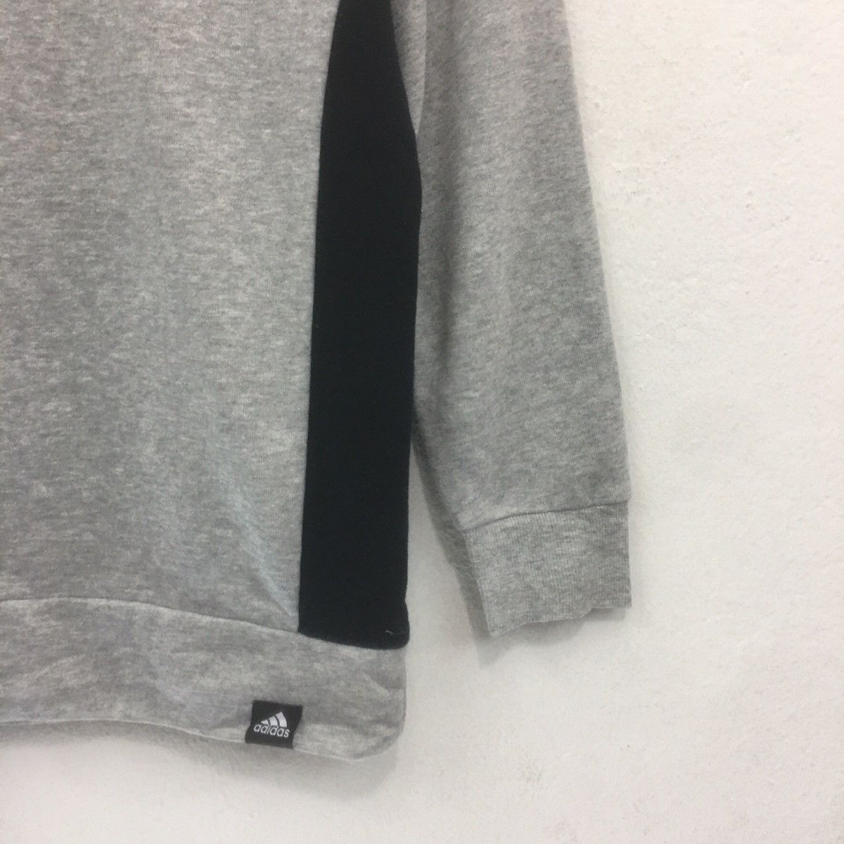 Adidas × Vintage Vintage Adidas Sweatshirt Crewneck BigLogo Adidas Size US S / EU 44-46 / 1 - 4 Thumbnail