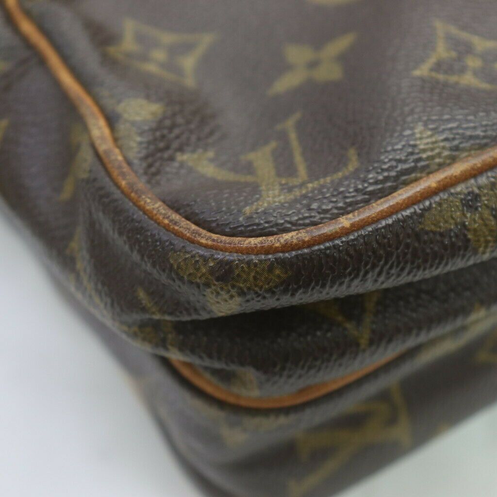 Louis Vuitton Amazon Crossbody Bag Size ONE SIZE - 6 Thumbnail
