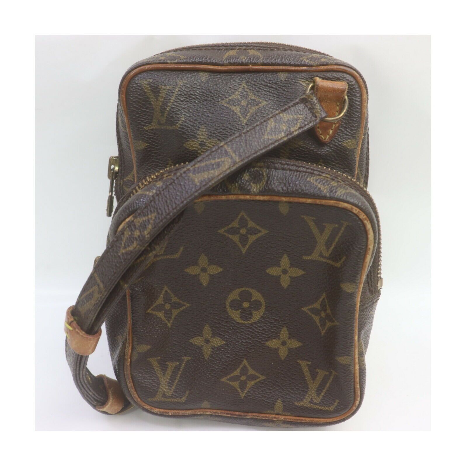 Louis Vuitton Amazon Crossbody Bag Size ONE SIZE - 2 Thumbnail