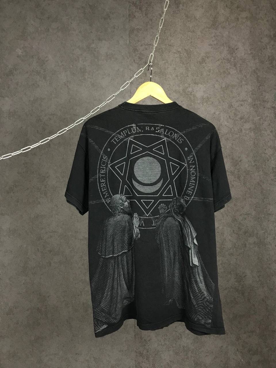 Other Religion vintage other overprinted tee Size US XL / EU 56 / 4 - 2 Thumbnail