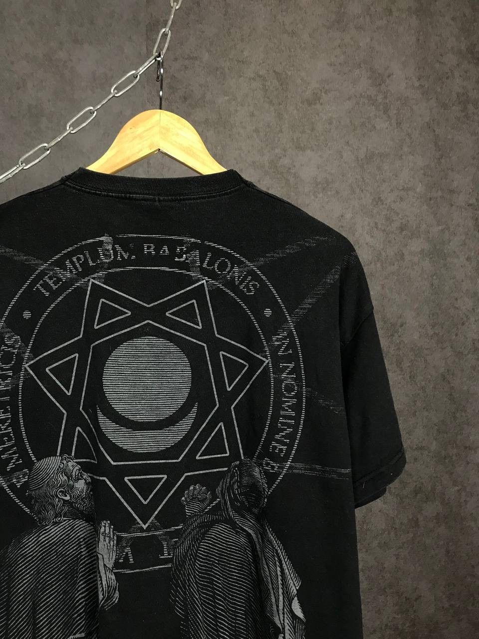 Other Religion vintage other overprinted tee Size US XL / EU 56 / 4 - 5 Thumbnail