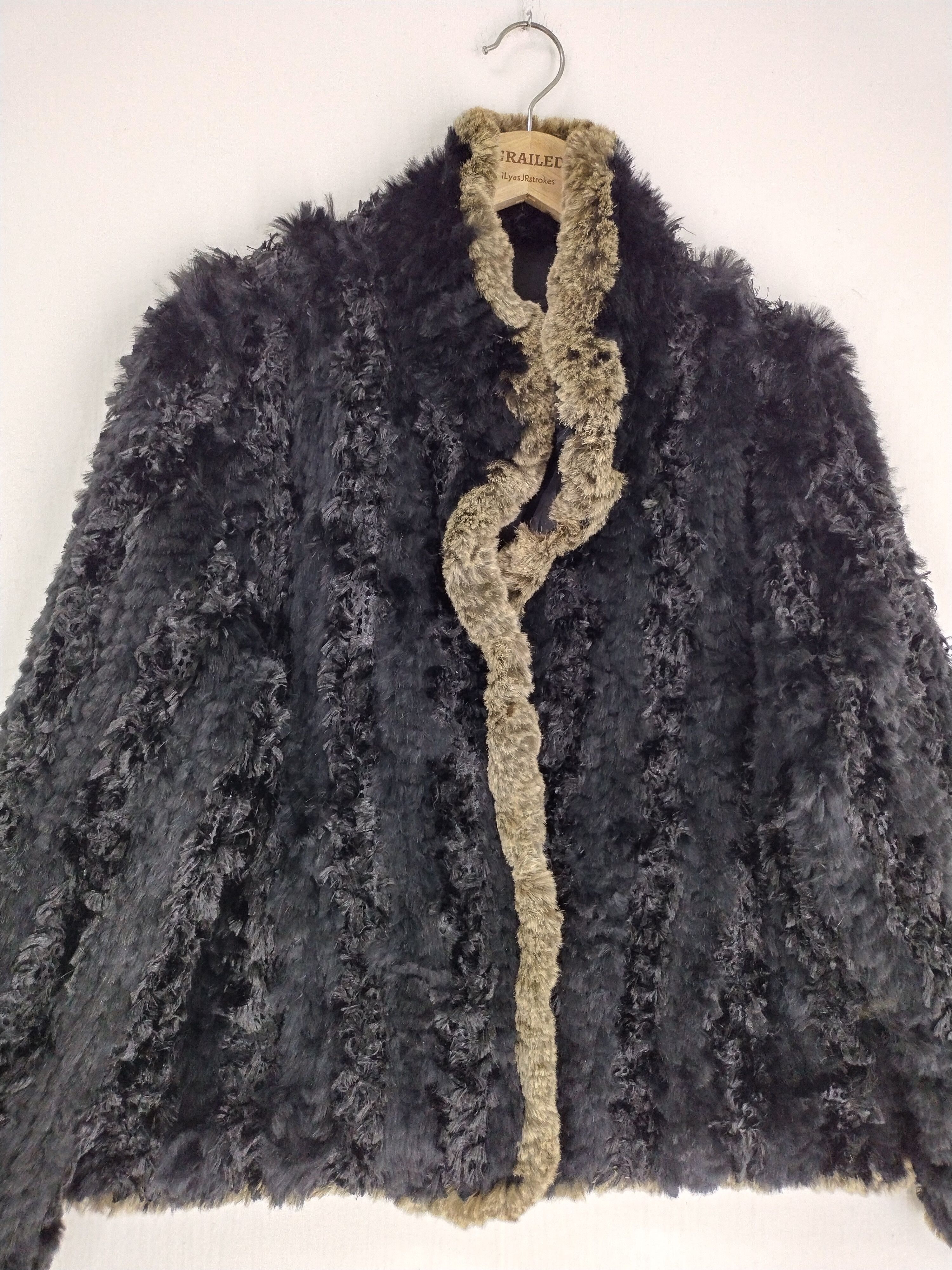 Balmain Vintage Balmain Paris Fur Faux Jacket Size L / US 10 / IT 46 - 7 Thumbnail