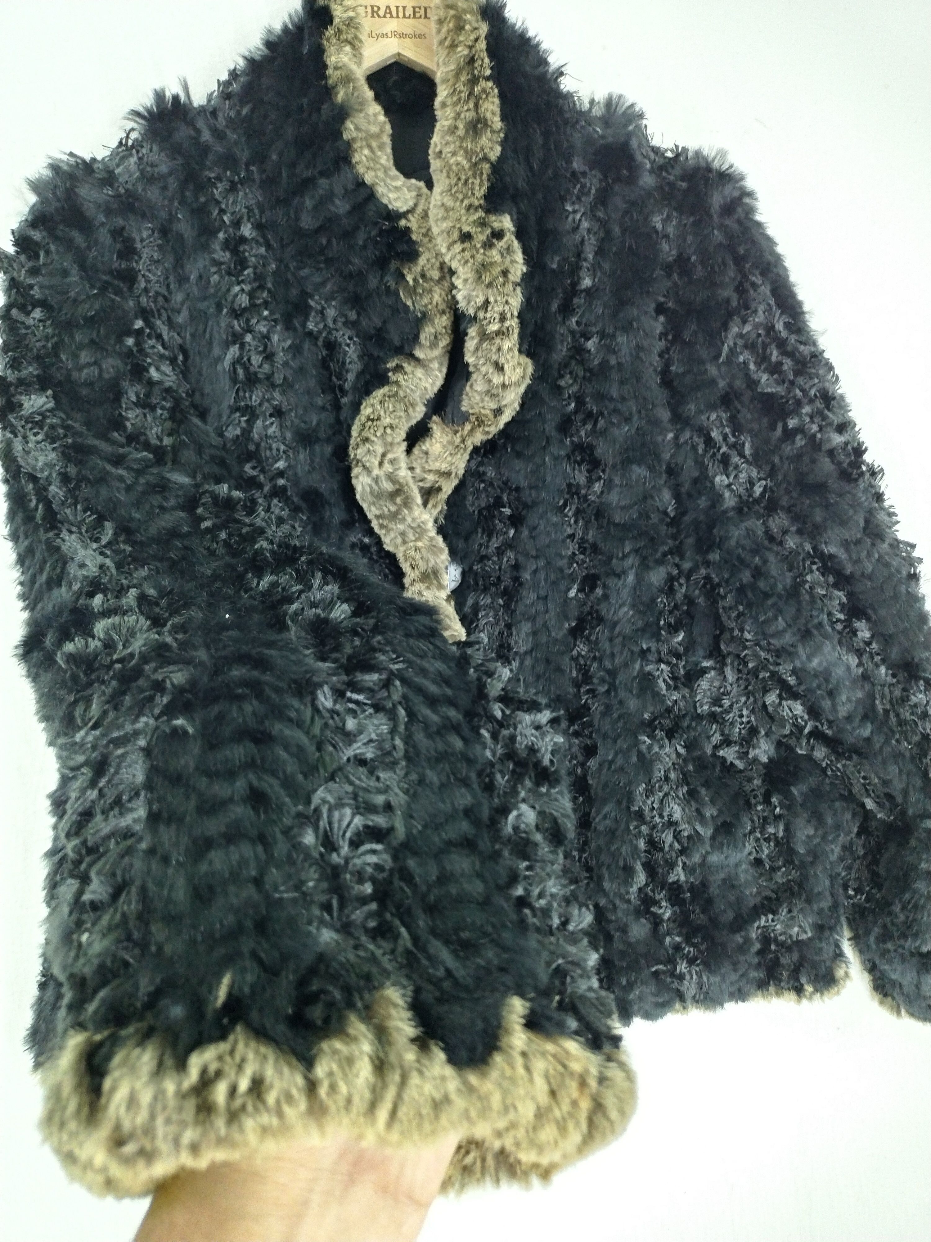 Balmain Vintage Balmain Paris Fur Faux Jacket Size L / US 10 / IT 46 - 5 Thumbnail
