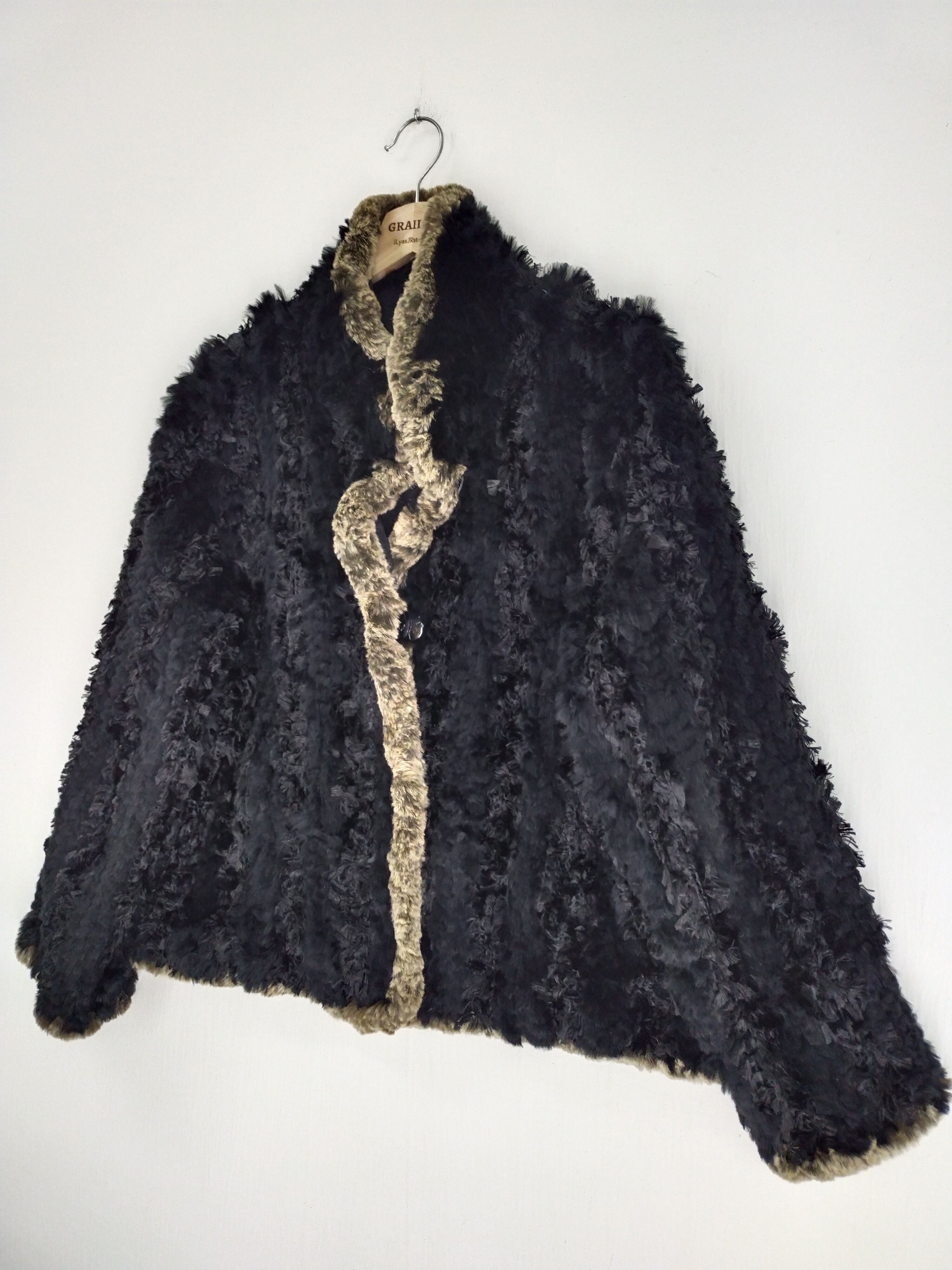 Balmain Vintage Balmain Paris Fur Faux Jacket Size L / US 10 / IT 46 - 9 Thumbnail