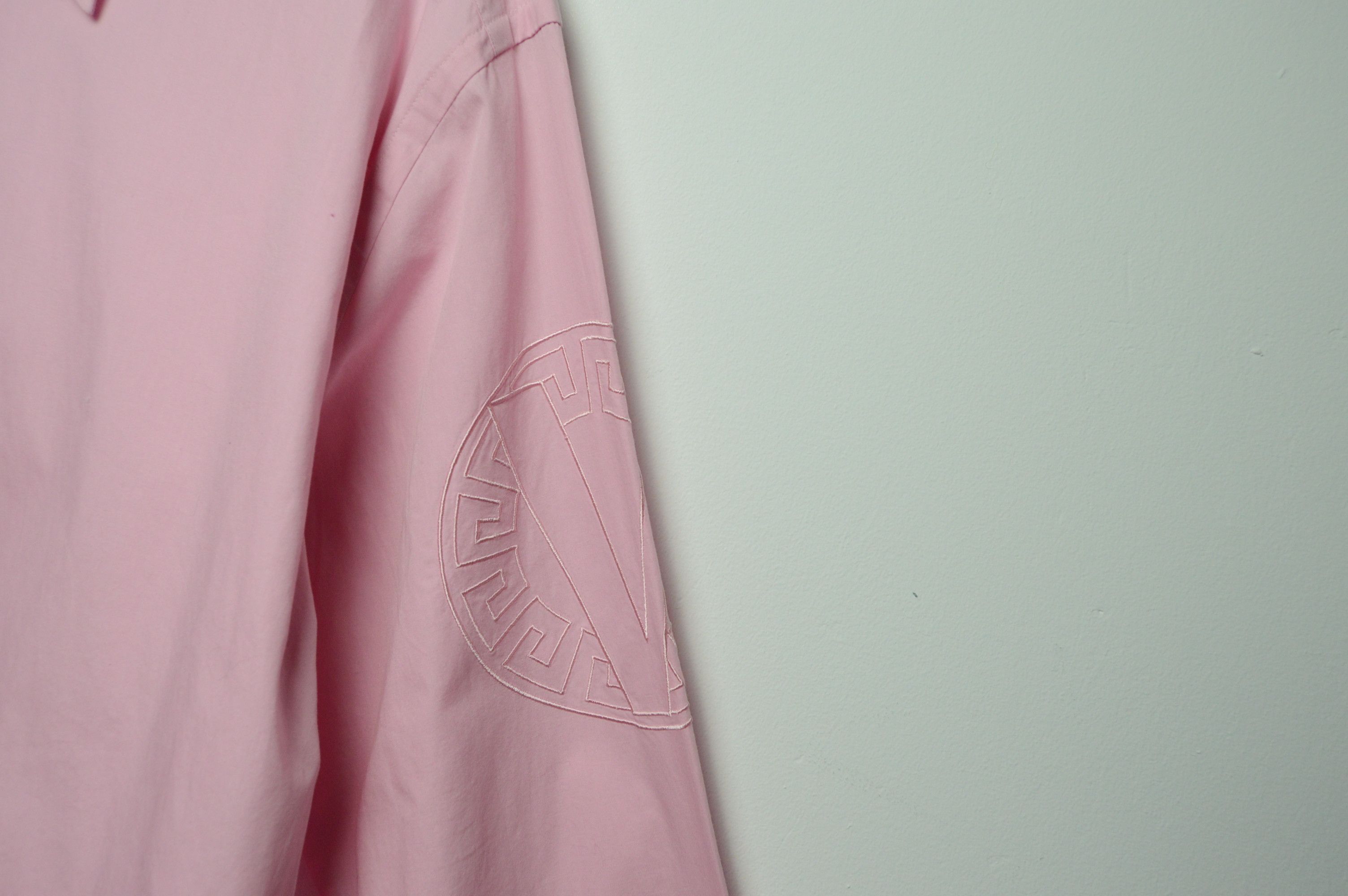 Versace versace shirt embroidered logos Size US L / EU 52-54 / 3 - 5 Thumbnail