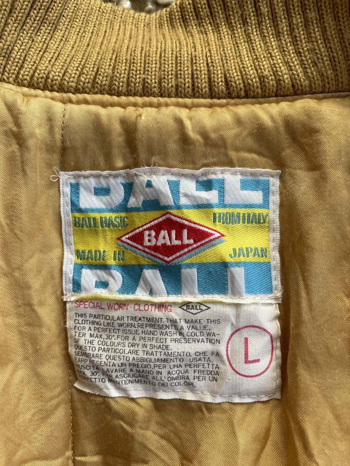 Vintage Vintage Ball Dog Yellow Wool Varsity Jacket Size US L / EU 52-54 / 3 - 19 Thumbnail