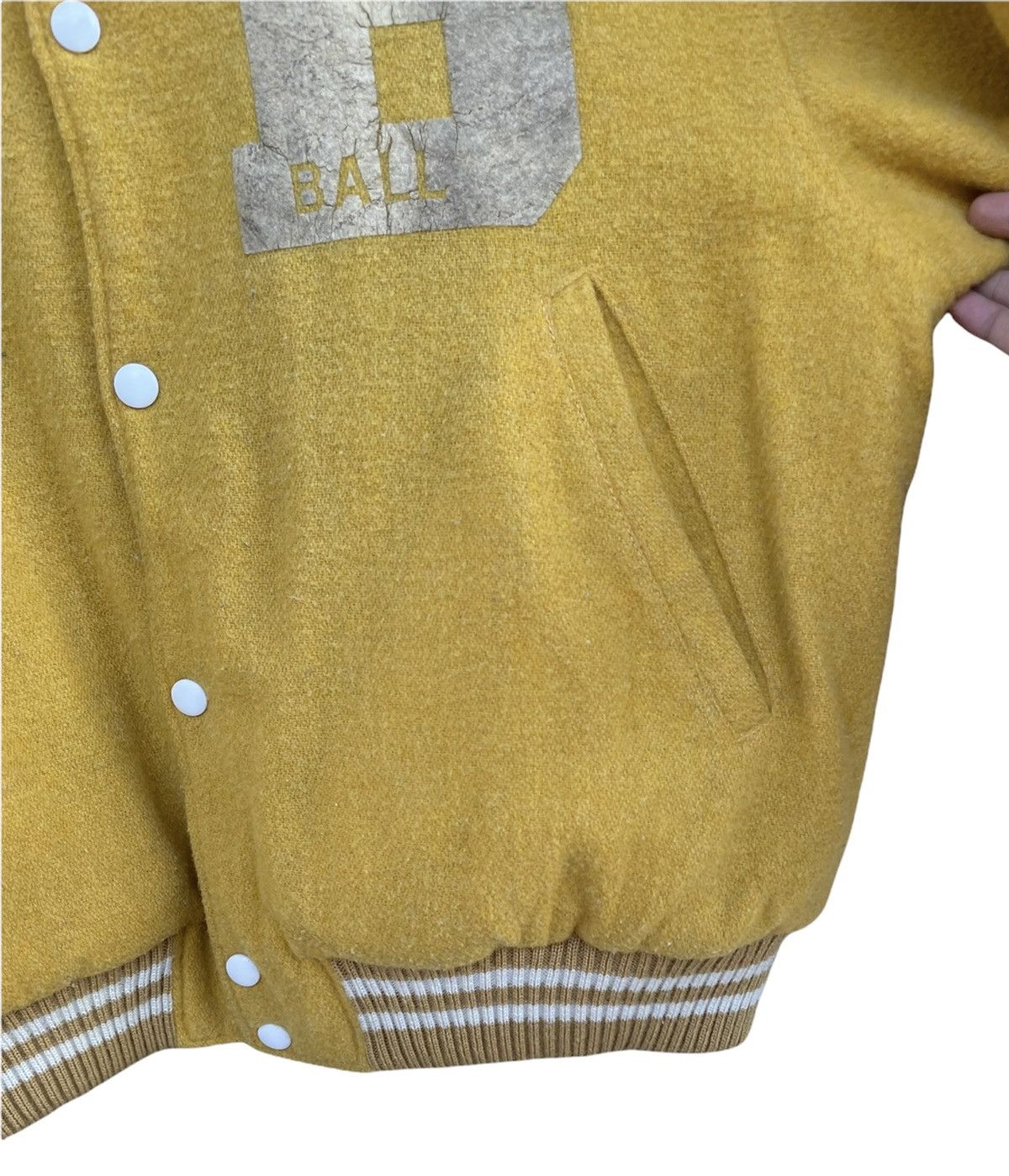 Vintage Vintage Ball Dog Yellow Wool Varsity Jacket Size US L / EU 52-54 / 3 - 12 Thumbnail