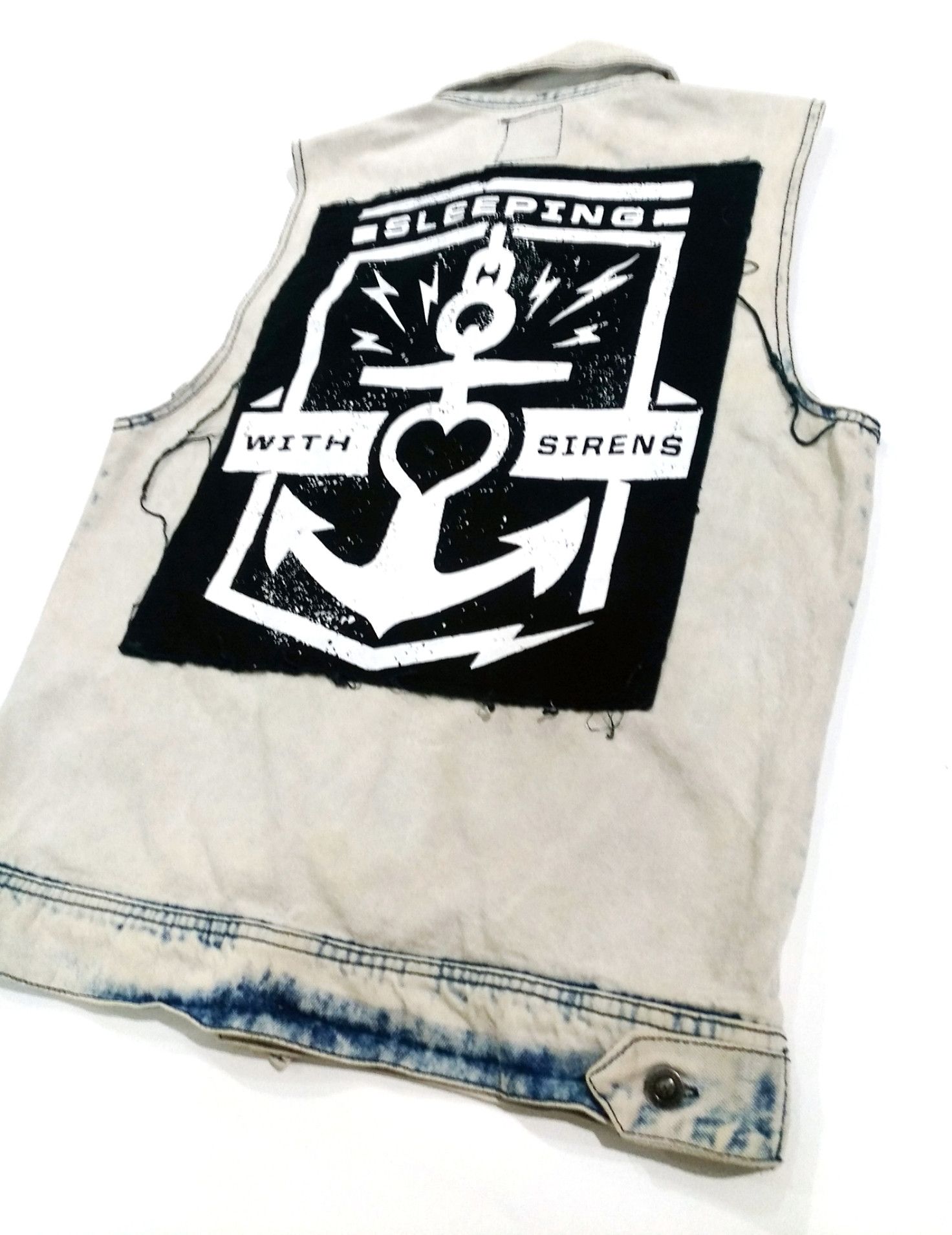 Band Tees RARE! SLEEPING WITH SIRENS OFFICIAL MERCH DENIM VEST Size US S / EU 44-46 / 1 - 3 Thumbnail