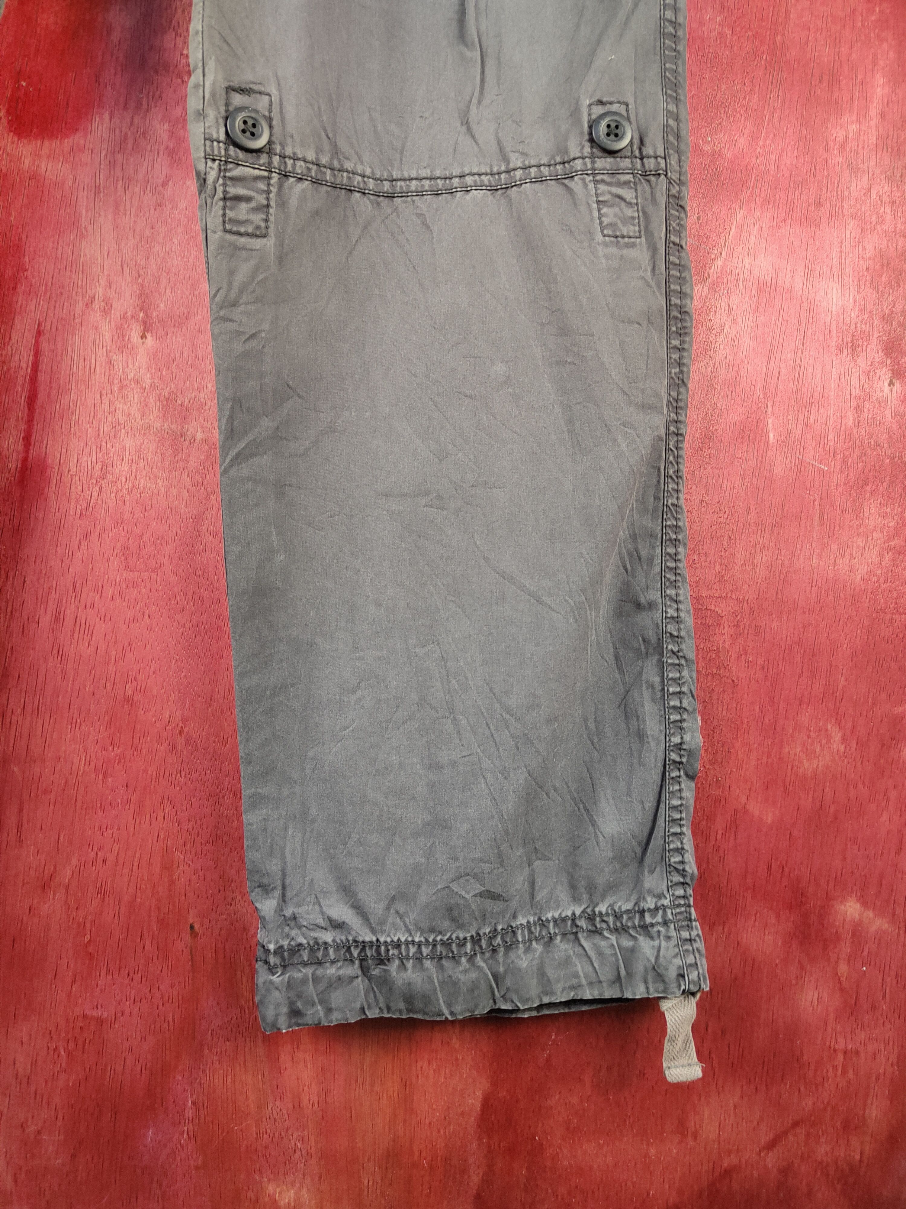 Japanese Brand Uniqlo Dark Gray Multipocket Tactical Cargo Pants #S755 Size US 31 - 6 Thumbnail