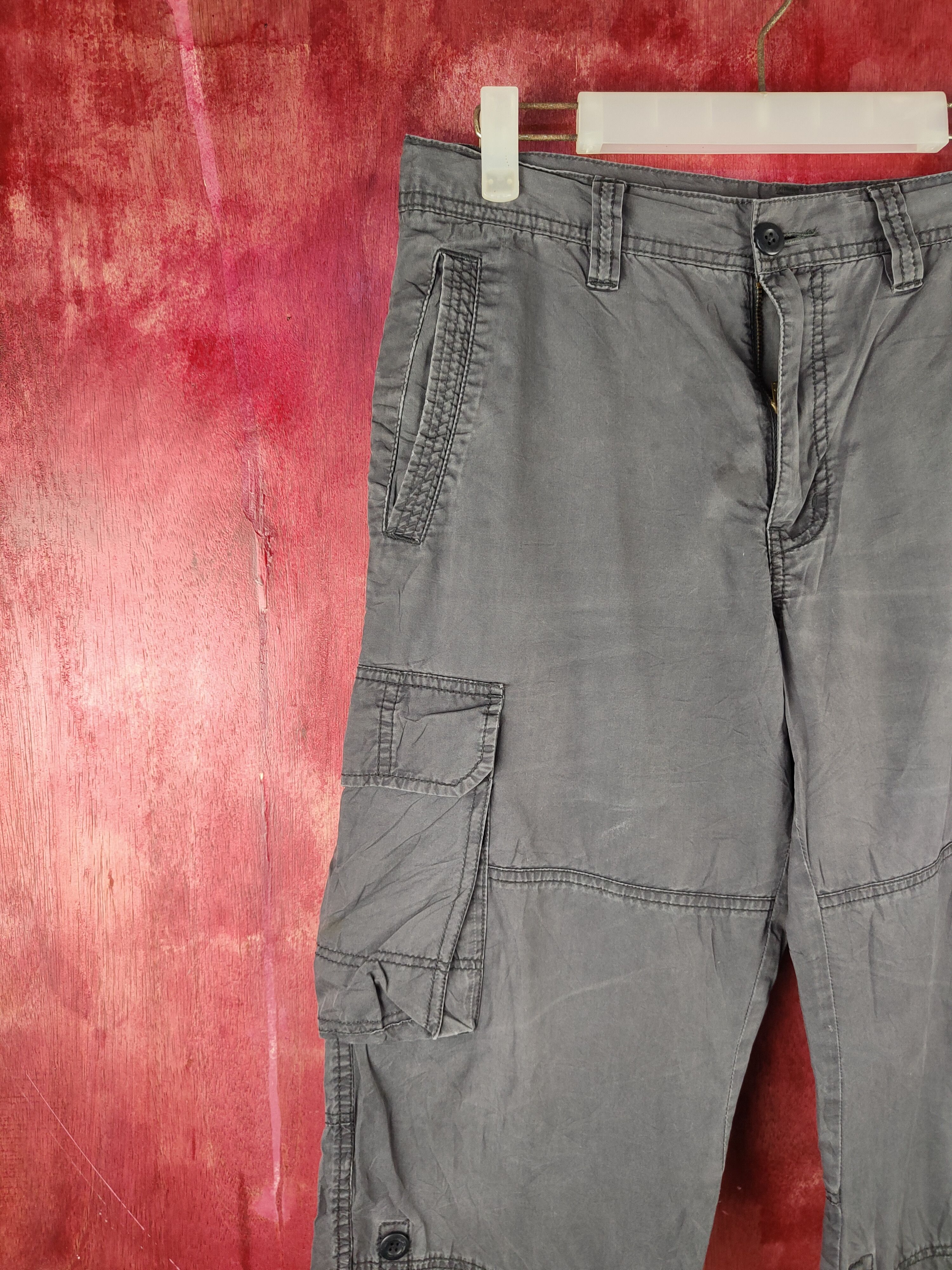 Japanese Brand Uniqlo Dark Gray Multipocket Tactical Cargo Pants #S755 Size US 31 - 3 Thumbnail