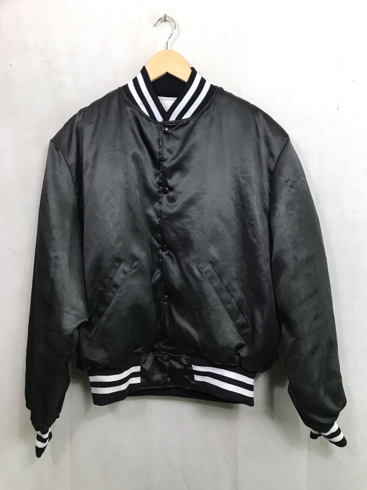 Holloway 🔥FINAL DROP🔥Holloway satin bomber jacket made in usa Size US L / EU 52-54 / 3 - 2 Thumbnail