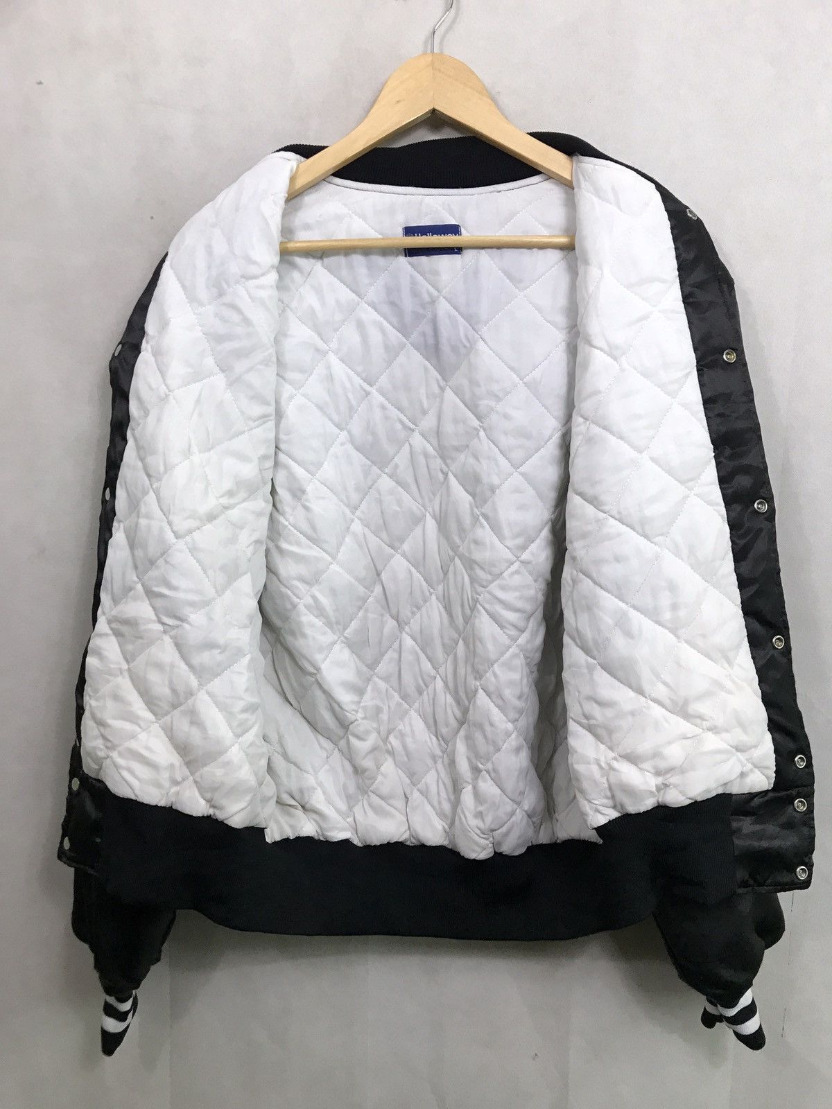Holloway 🔥FINAL DROP🔥Holloway satin bomber jacket made in usa Size US L / EU 52-54 / 3 - 6 Thumbnail